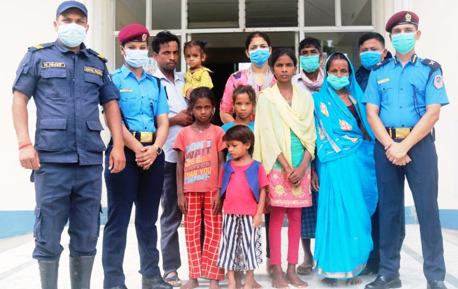 बारा प्रहरीको सक्रियातामा ३ दिनदेखि बेपत्ता  एकै परिवारका ४ नाबालिका परिवारको सम्र्पकमा