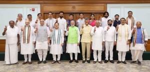 एनडीए बैठकबाट मोदी सर्वसम्मतिले नेता चुनिए: तेस्रो पटक भारतको प्रधानमन्त्री बन्दै मोदि