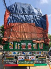 साढे १ करोडको सामान ट्रक सहित पर्सा प्रहरीको नियन्त्रणमा