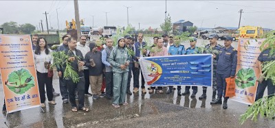 बिरगंजमा वृक्षारोपण एवं सरसफाई कार्यक्रम सम्पन्न