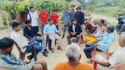 पकहॉंमैनपुरमा वैकल्पिक नेतृत्वको चर्चा, अकलेश कुमार साहको अभियान चर्चामा