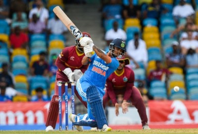 पहिलो एकदिवसीय अन्तर्राष्ट्रिय क्रिकेटमा भारतले वेस्ट इन्डिजलाई ५ विकेटले हरायो