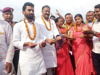 श्रीपुर पचगाँवामा कुस्ती प्रतियोगिता शुरु, नेकपा एमालेका केन्द्रिय सदस्य गुप्ताले गरे उद्घाटन