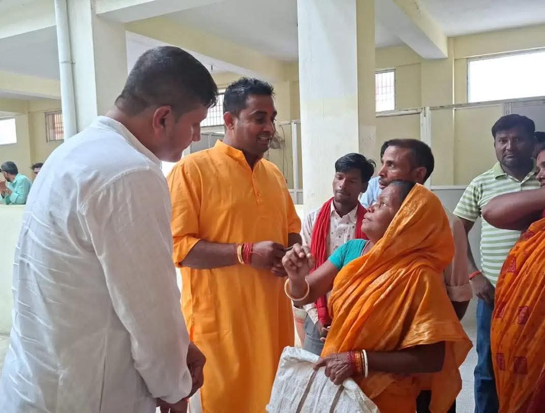 सांसद हरी पन्त र सुशील कुमार कानु द्वारा जिल्ला प्रशासन कार्यालय पर्सामा अनुगमन, सेवा प्रवाह सुधार्न निर्देशन