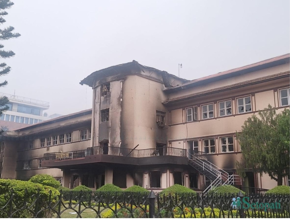 प्रतिनिधि सभा विघटनविरूद्ध सर्वोच्च अदालतमा रिट 